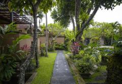 Bebek Tepi Sawah Villas