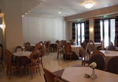 Grand Meteora Hotel