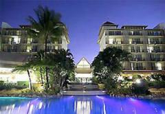 Novotel Cairns Oasis Resort