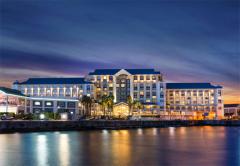 Table Bay Hotel